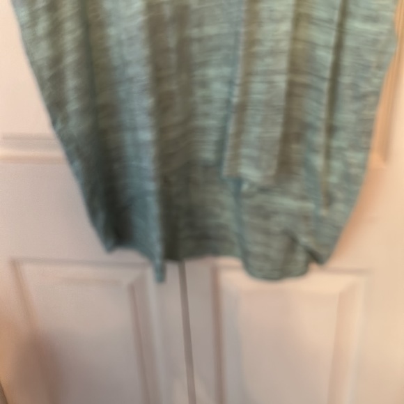 LaLaRoe shirt short sleeves 2x Tunic - Picture 2 of 4